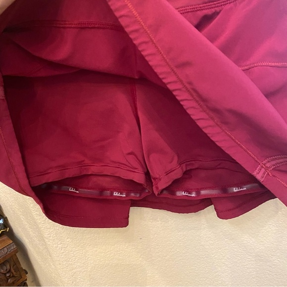 LULULEMON Women Raspberry Athletic Skort Size 6 - Picture 3 of 8